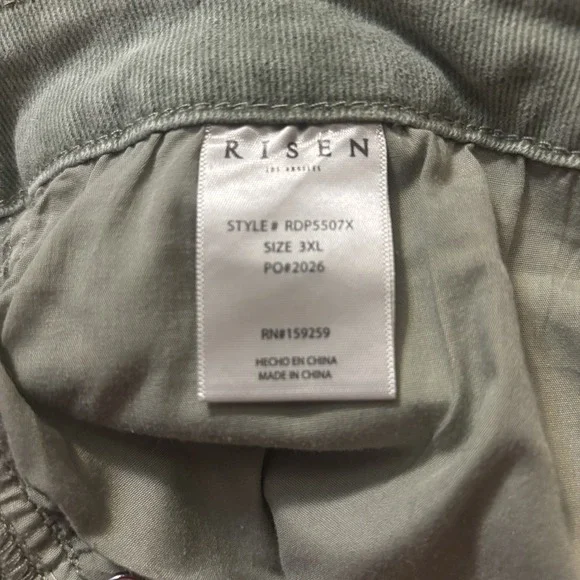 High Rise Green Jeans - Picture 5 of 10